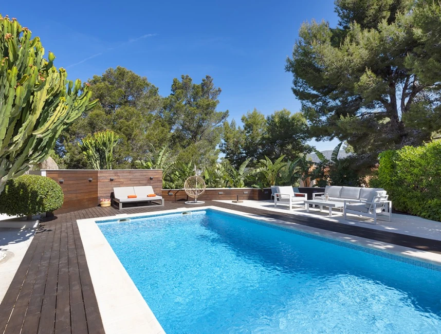 Affascinante villa in stile Ibiza con vista sul mare-3