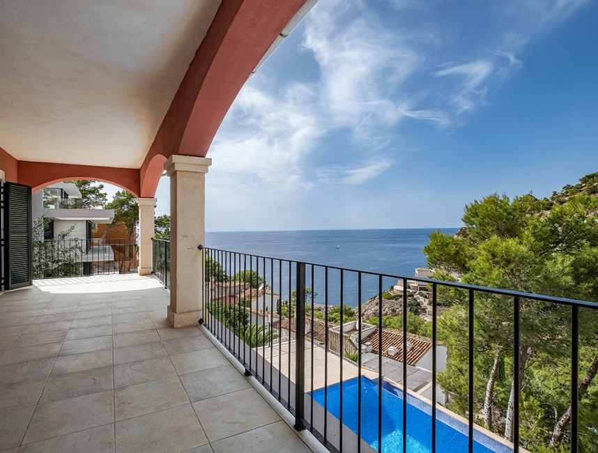 Villa med havsutsikt över Medelhavet-7