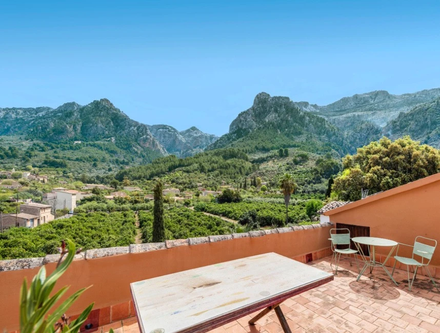 Beautiful town house with pool in Sóller-1