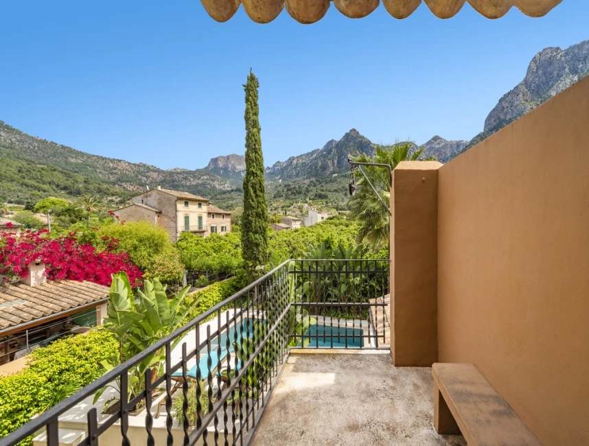 Beautiful town house with pool in Sóller-11