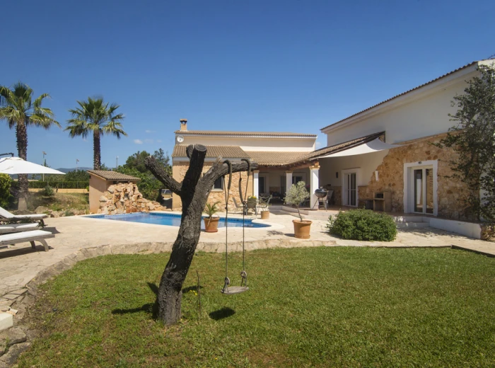 Charming country house with easy access in Consell-25
