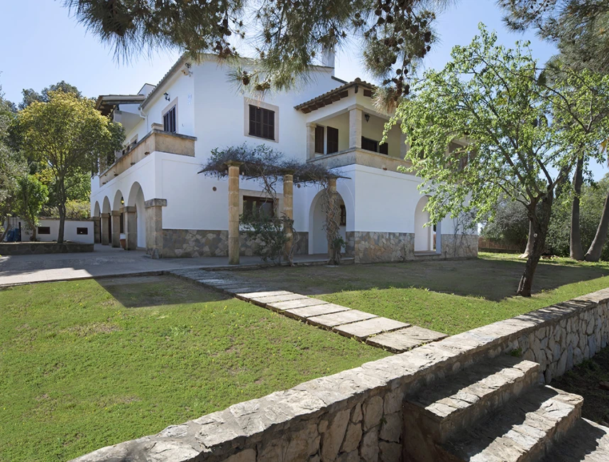 Autentyczny dom na Majorce w pobliżu Palmy-1