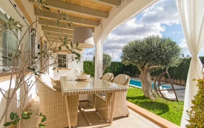 Mediterranean villa with pool in Sa Torre