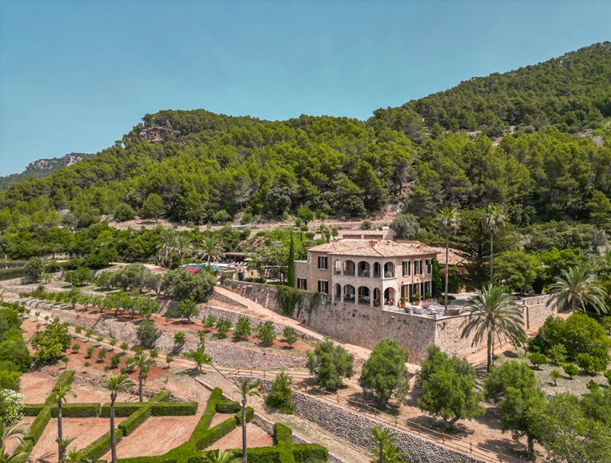 Imponerande mallorkinsk herrgård på landet i Esporles, Mallorca-1