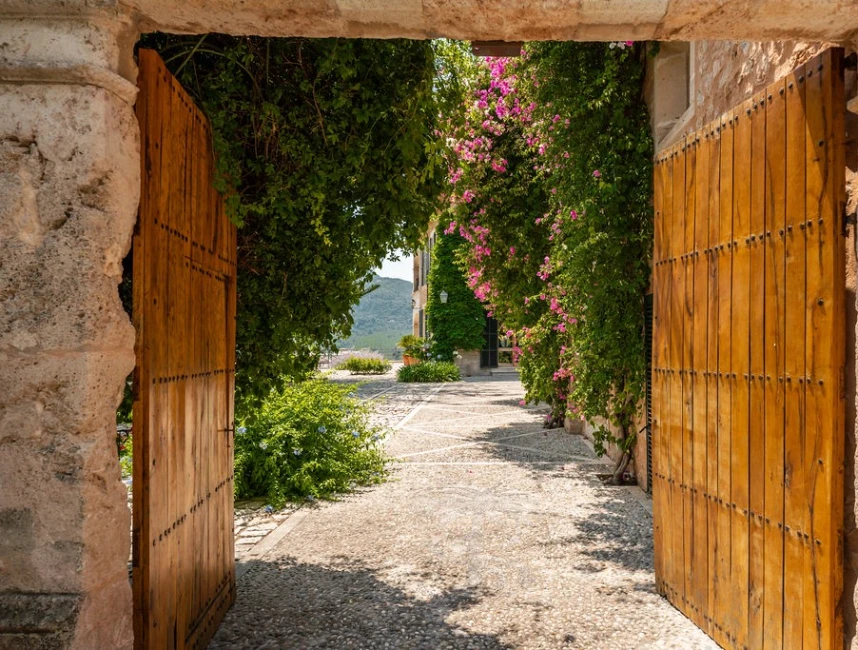 Imponerande mallorkinsk herrgård på landet i Esporles, Mallorca-3