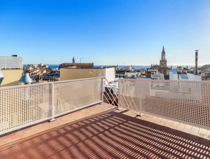 Charaktervolles Penthouse mit drei Terrassen und Lift, Altstadt - Palma de Mallorca-2