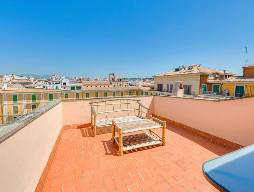 Characterful penthouse with three terraces and lift, Old Town- Palma de Mallorca-10