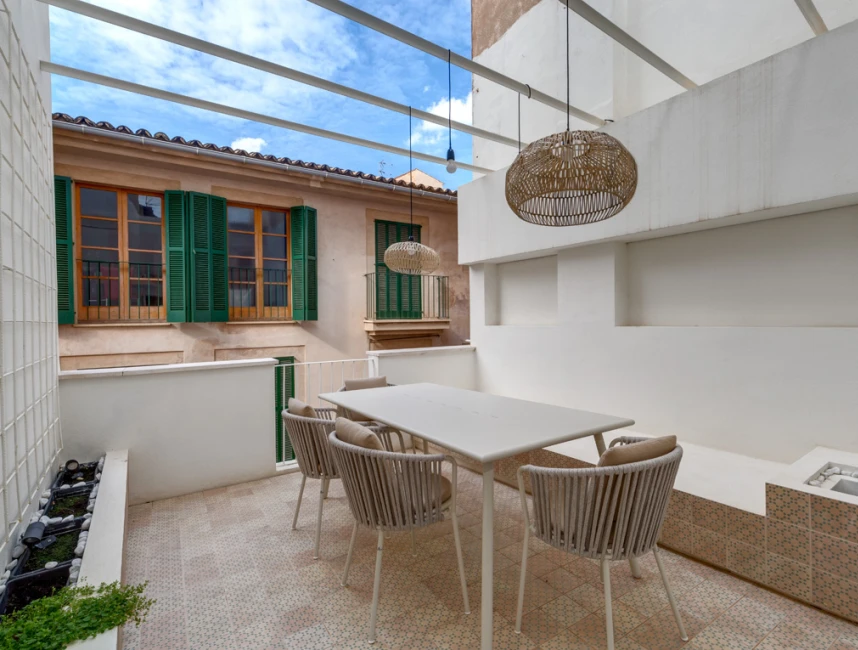 Designerwohnung mit Terrasse nahe Santa Eulalia in Palma, Altstadt-2