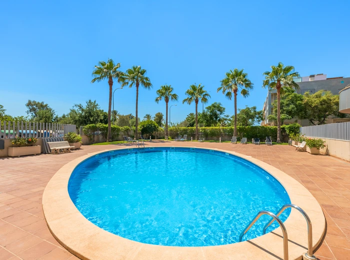 Spectaculaire flat met zwembad en zeezicht, El Molinar-2