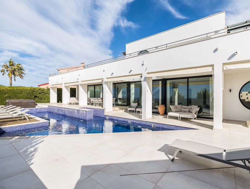 Moderne Villa in Toplage mit grandiosem Blick in Bahia Azul-2