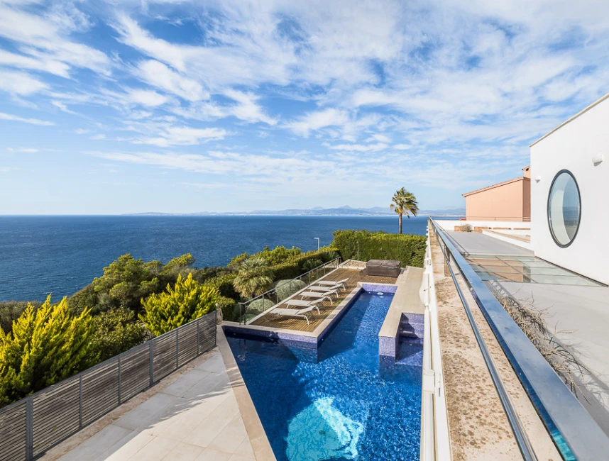 Modern villa top located and superb Bay views in Bahia Azul-15