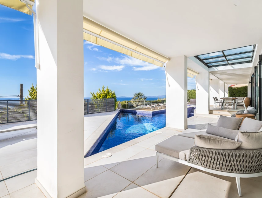 Modern villa top located and superb Bay views in Bahia Azul-3