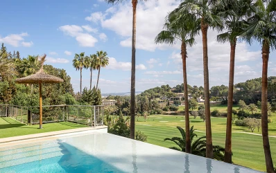 Charmig villa med grönskande golfutsikt i Son Vida, Palma de Mallorca