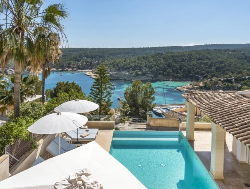 Vila de luxe amb vistes panoramiques al mar-1