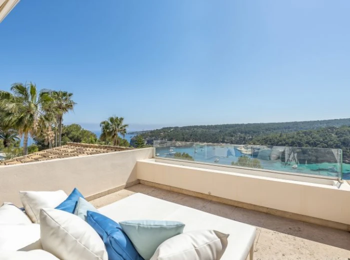 Villa de lujo con vistas panoramicas al mar-14