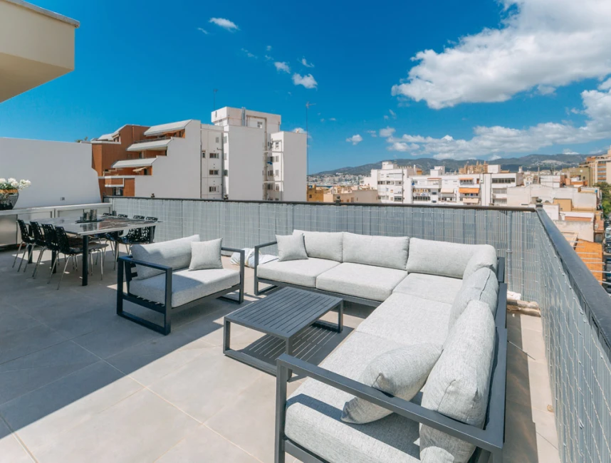 Penthouse avec terrasse impressionnante, ascenseur et parking - entre Portixol et la vieille ville - Palma de Mallorca-1