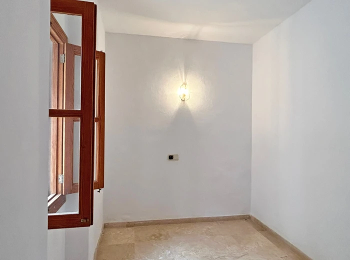Cozy townhouse in Consell-9