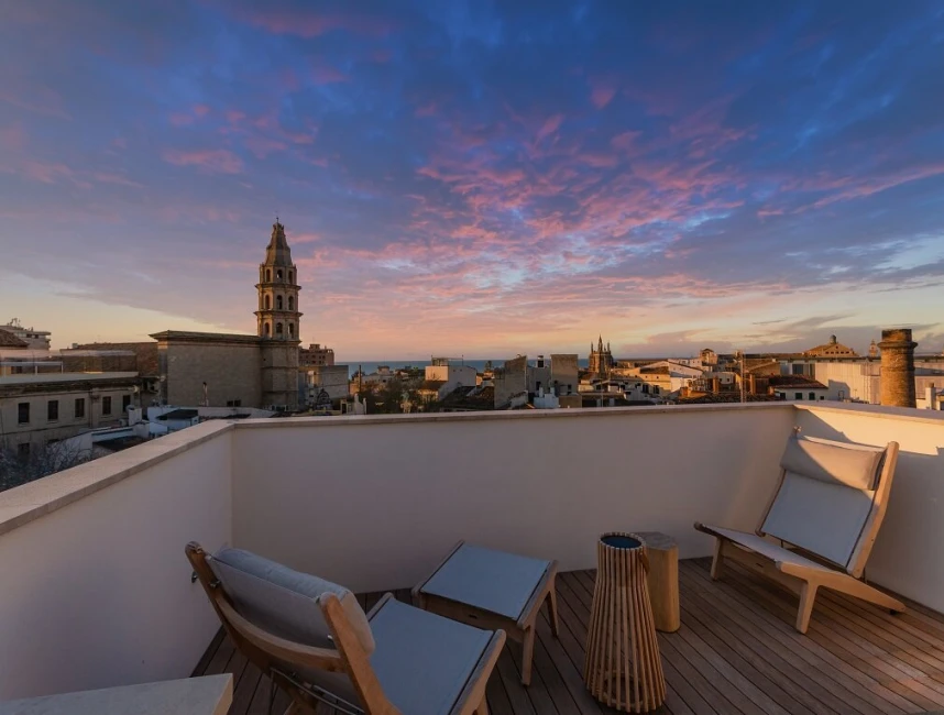 Designer townhouse with sea view terrace in Palma de Mallorca - Old Town-18