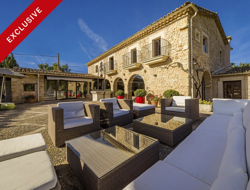 Exclusive property for the highest expectations in Alaró-1