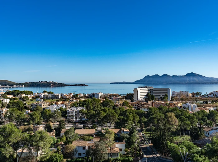 Large, sea view villa in top location. Puerto Pollensa-4