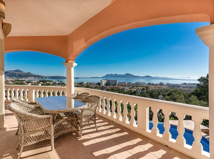 Large, sea view villa in top location. Puerto Pollensa-22