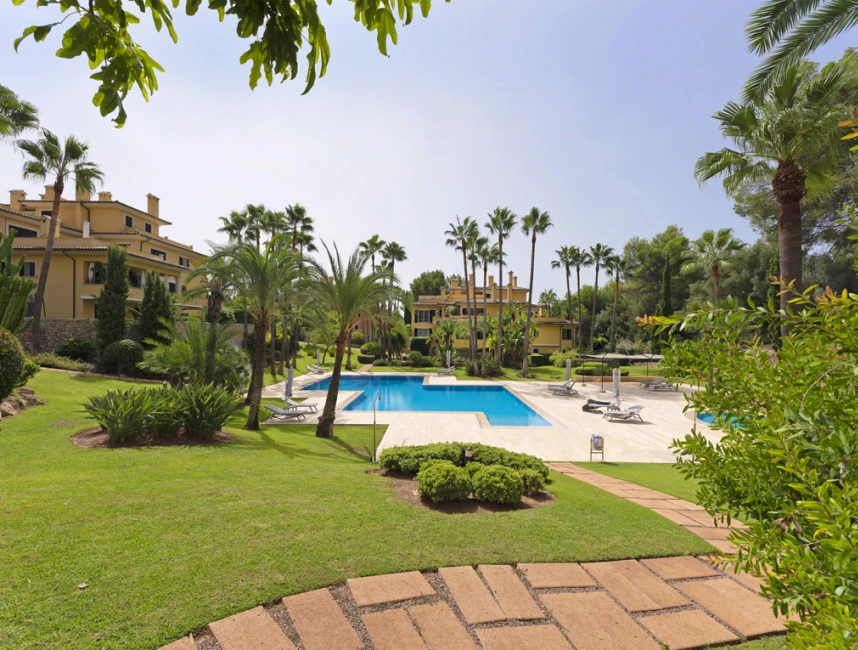 Appartamento con giardino in un esclusivo complesso residenziale a Son Vida, Palma-14
