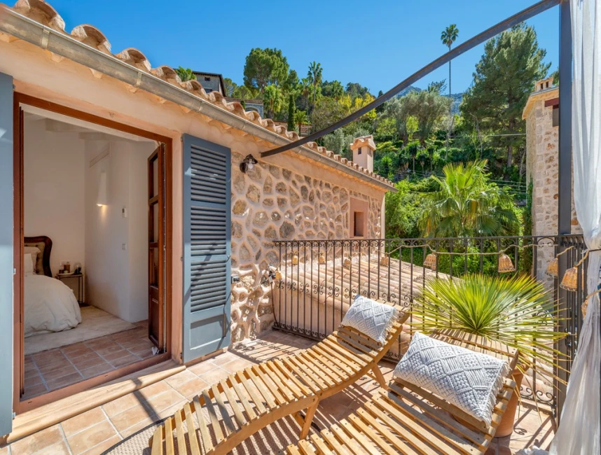 Charming newly built house in Deià-12