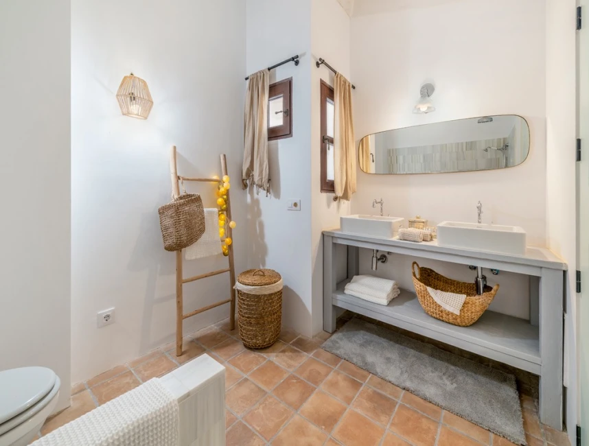 Charming newly built house in Deià-10