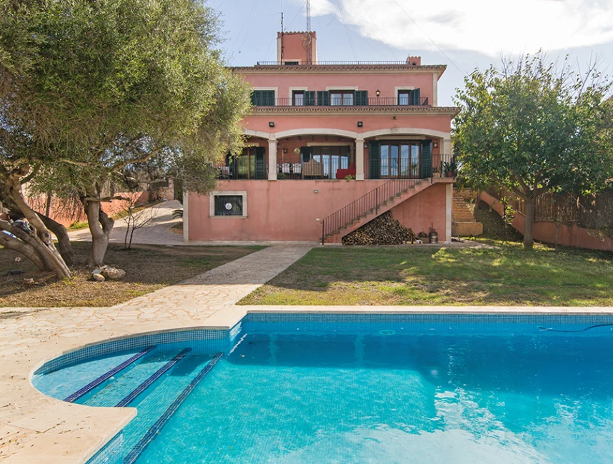 Villa mediterranea con piscina a Sa Torre-17