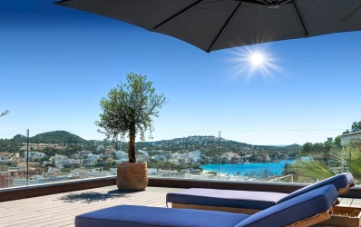 Gerenoveerde villa met panoramisch uitzicht