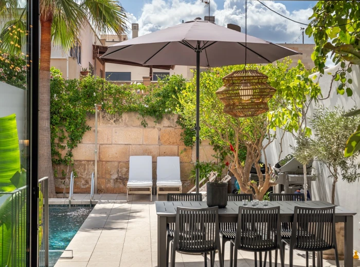 Casa renovada con jardín, piscina, terraza & parking in Palma-14