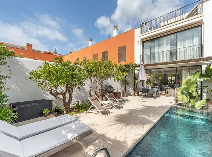 Casa renovada con jardín, piscina, terraza & parking in Palma-2