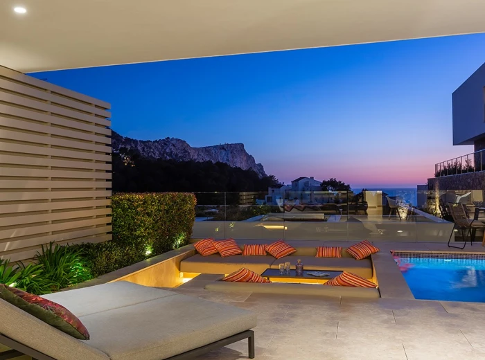 Moderne Villa mit Meerblick in Luxusanlage-15
