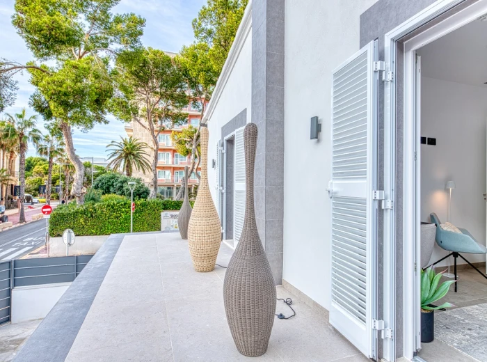 Modernes Traumhaus mit Terrassen an der Playa de Palma-12