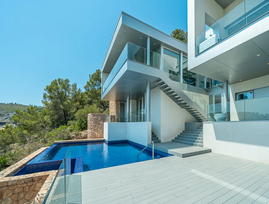 Modern sea view villa in Son Vida-3