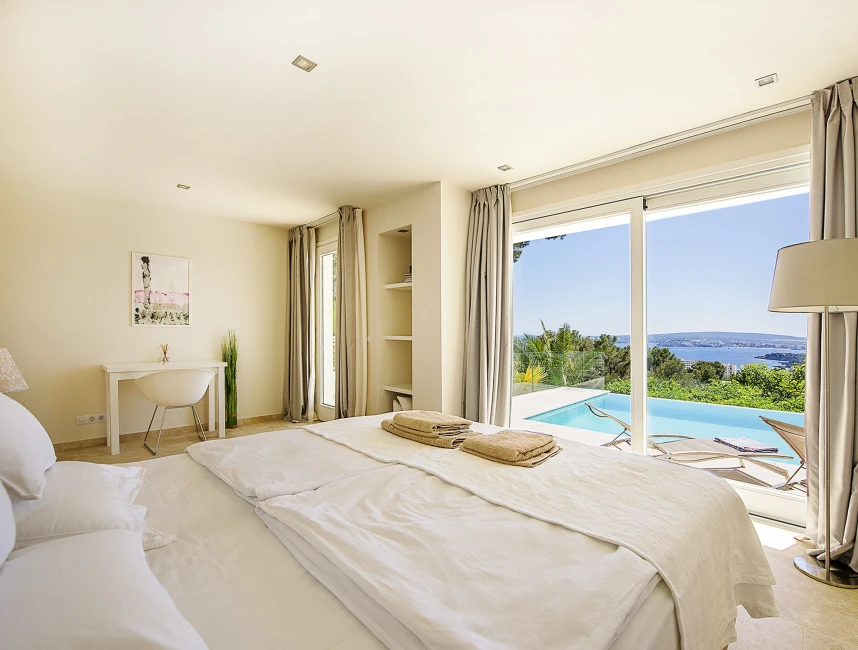Le bonheur avec une vue panoramique : Villa de vacances moderne à Portals Hills ETV/4730-11