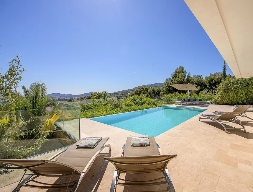 Beatitudine con vista panoramica: Moderna villa per vacanze a Portals Hills ETV/4730-17