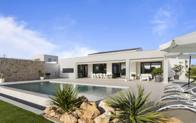 Exclusieve luxe villa op een privélocatie vlakbij Palma