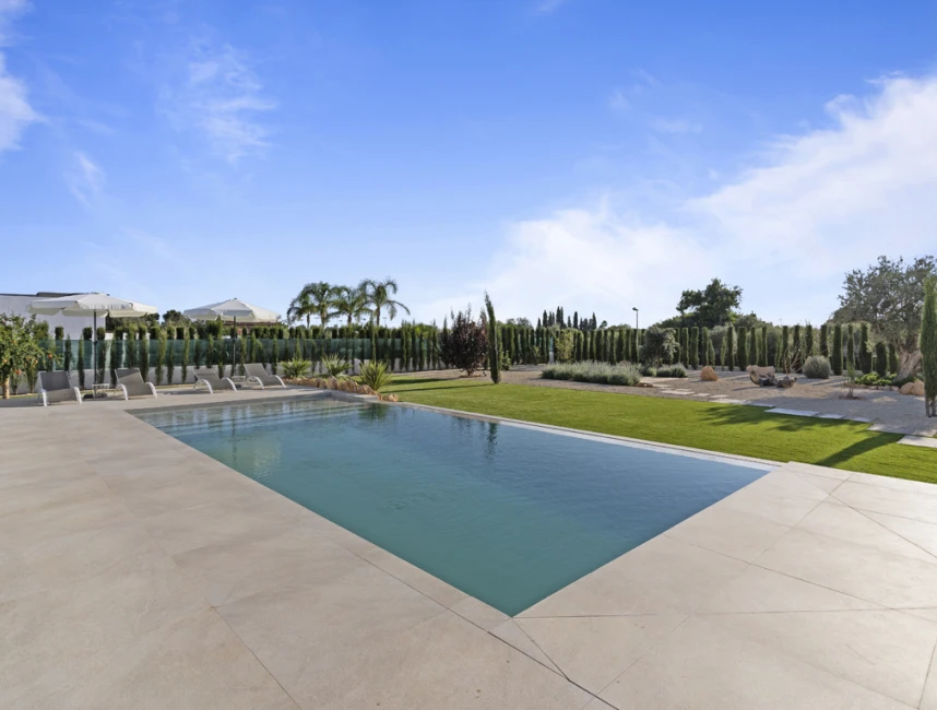 Exclusieve luxe villa op een privélocatie vlakbij Palma-2