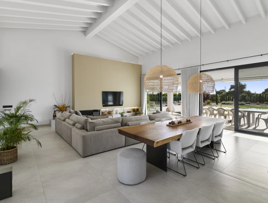 Exclusieve luxe villa op een privélocatie vlakbij Palma-3