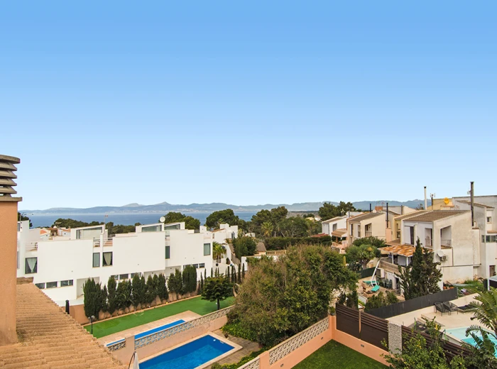 Modern semi-detached with views of the Bay of Palma-14