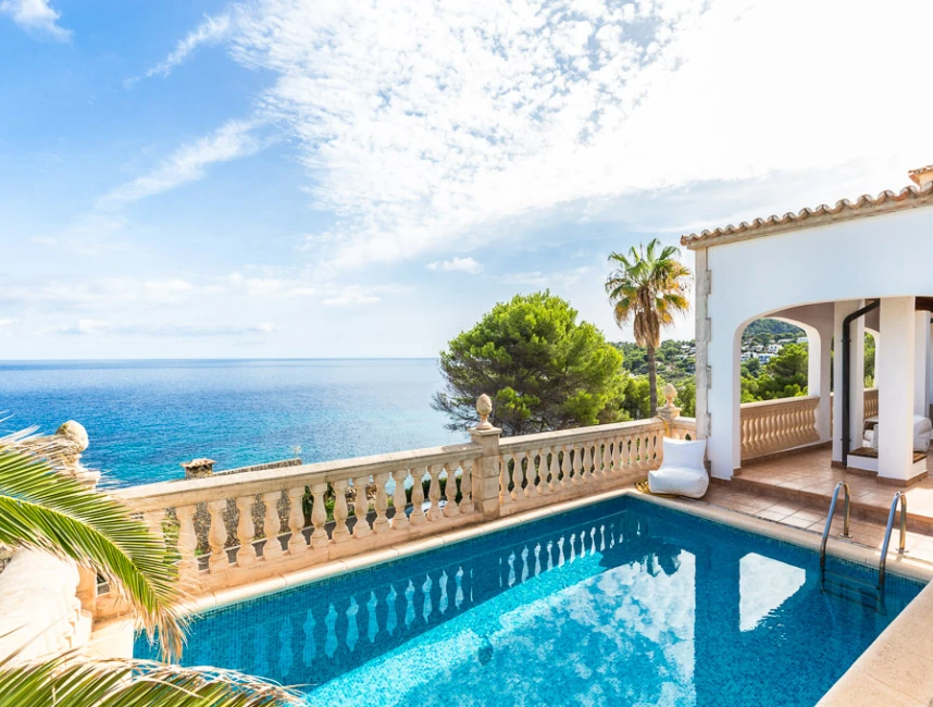 Vila mediterrània amb impressionants vistes al mar a Font de Sa Cala-1