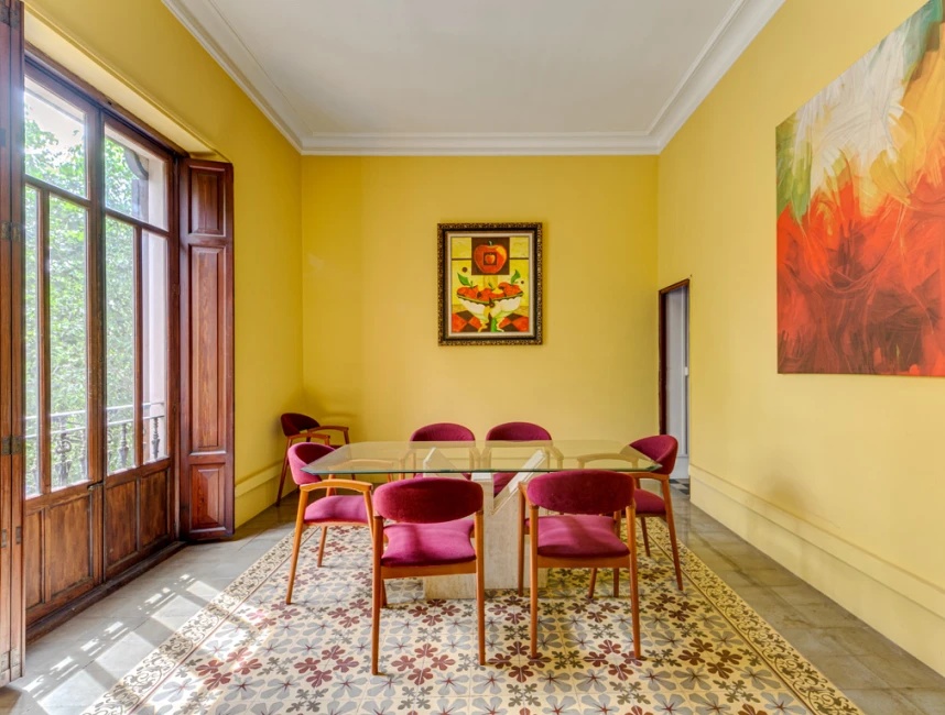 Te renoveren: Appartement met karakteristieke details in de oude stad - Palma-7