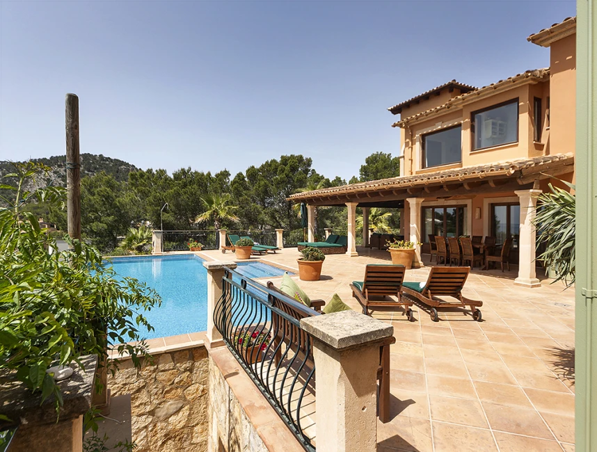 Mediterranean Villa with Sea View-2