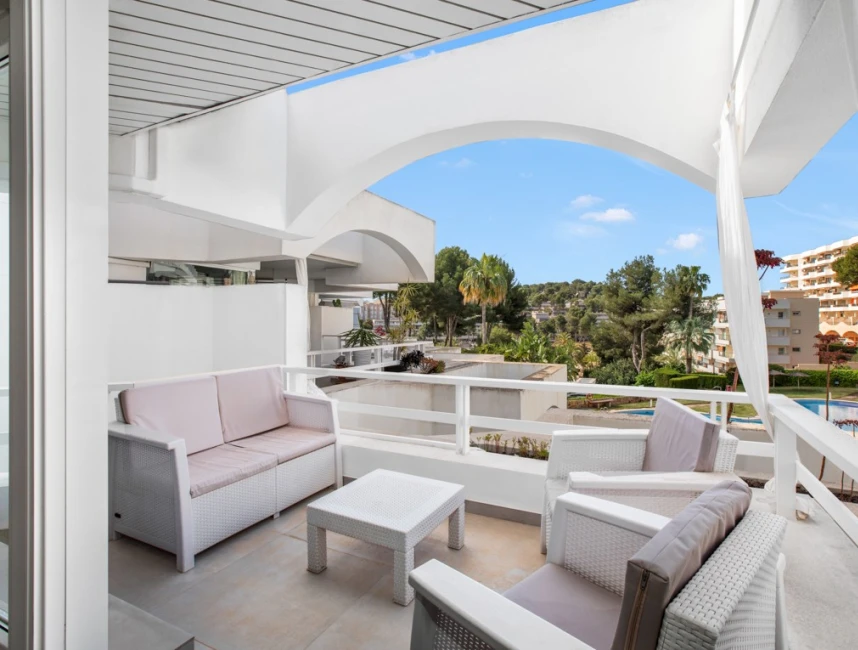 Prachtig gerenoveerd appartement in Playa de Cala Vinyes-12