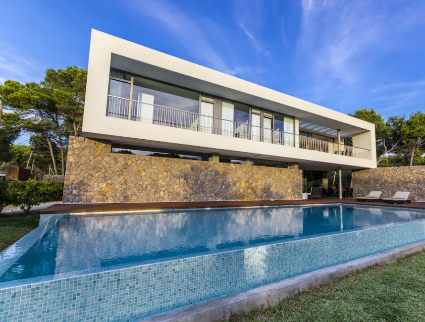 High quality designer villa near the beach in Cala Ratjada-11