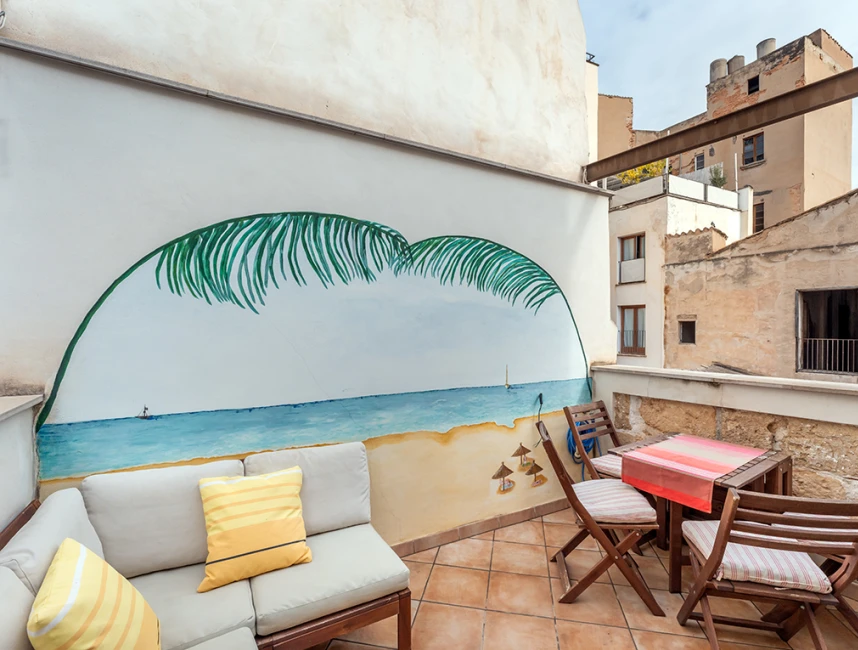 Oasis dans la vieille ville avec terrasse, ascenseur et style intemporel à Palma-2