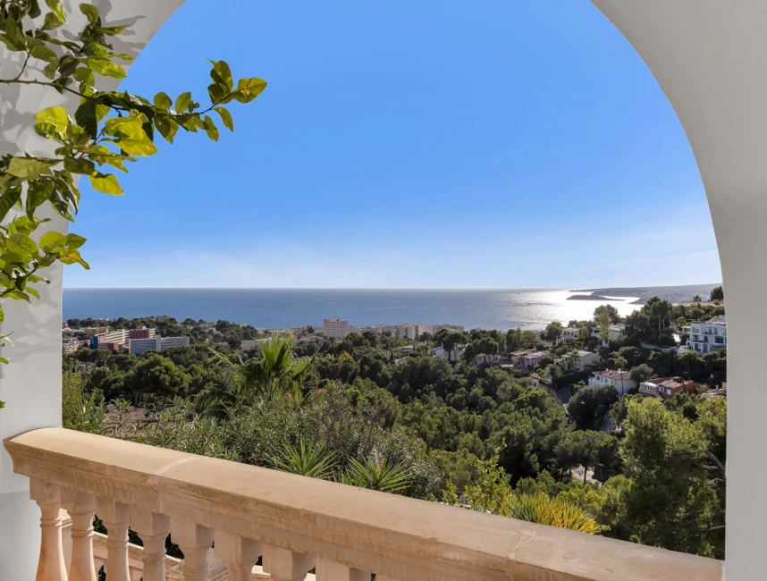 Spacious villa with terrific sea views-12