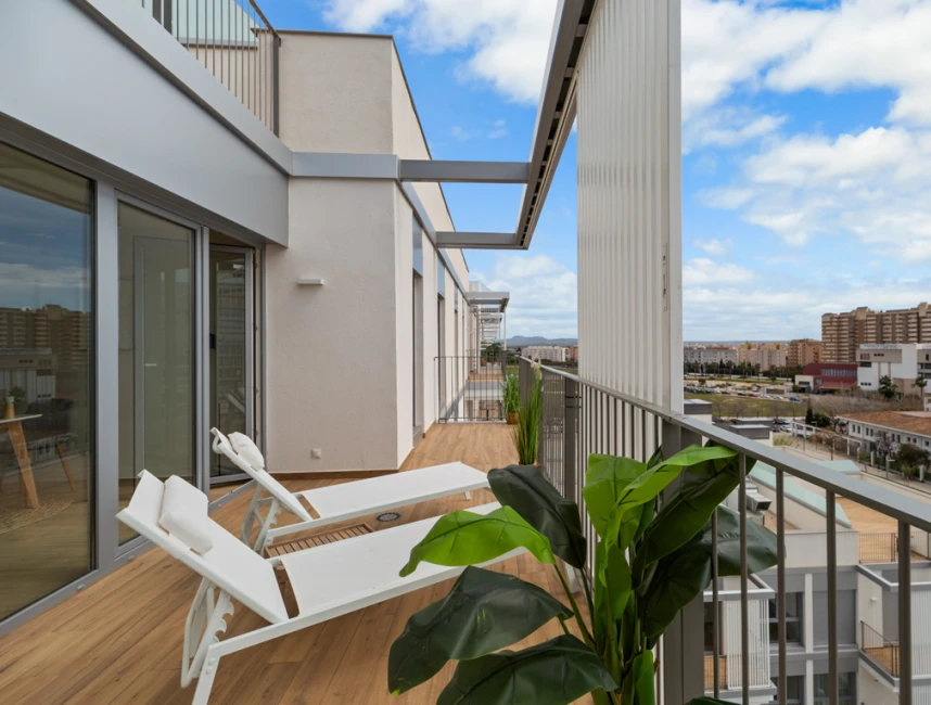 Ático de obra nueva con terrazas con vistas al mar, parking y piscina comunitaria - Nou Llevant-12