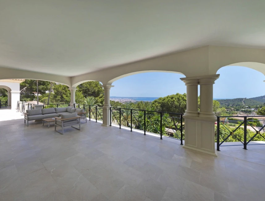 Villa in mediterrane stijl met zeezicht in de heuvels van Son Vida-7